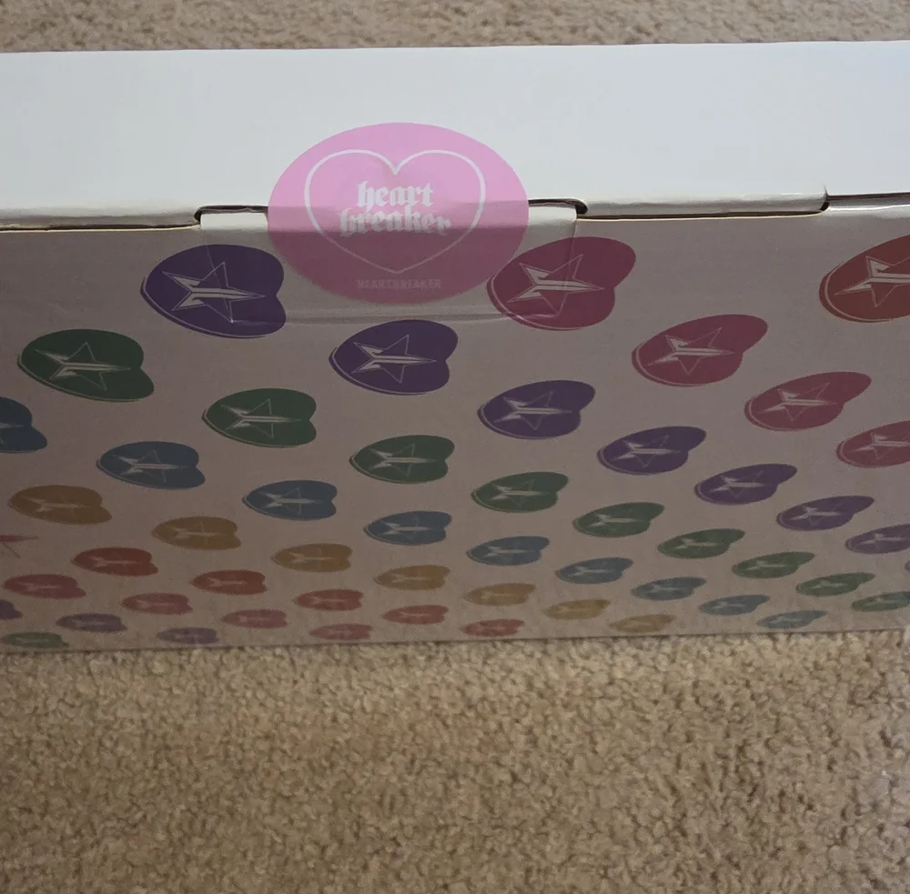 *NIB* HEART BREAKER Jeffree Star Hand Mirror